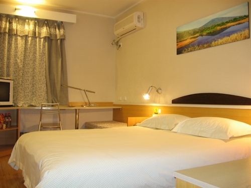 東湖賓館輕質(zhì)隔墻板工程_輕質(zhì)材料_輕質(zhì)墻體材料_隔音防火墻板-湖北博悅佳實(shí)業(yè)有限公司